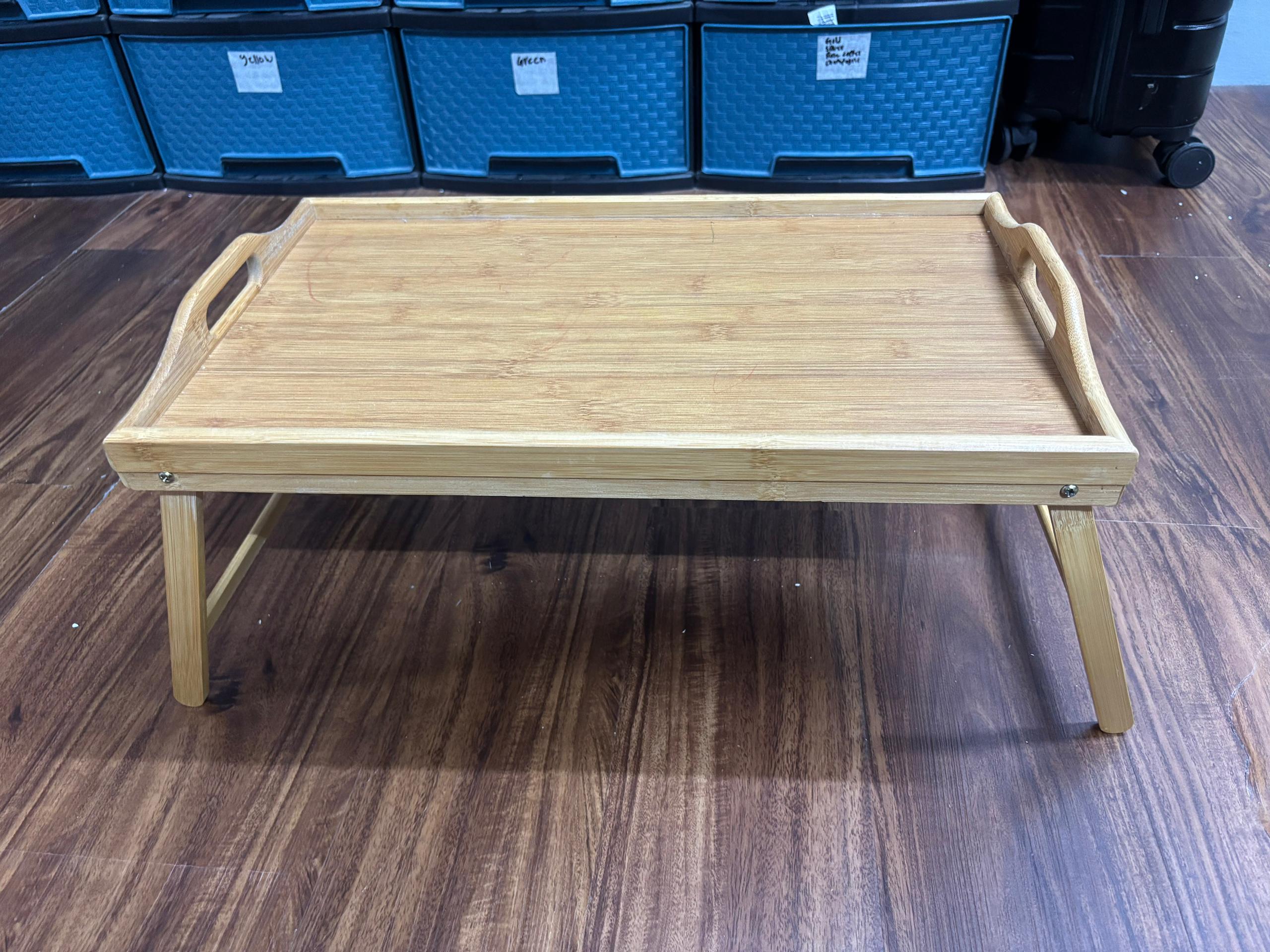 Picnic table