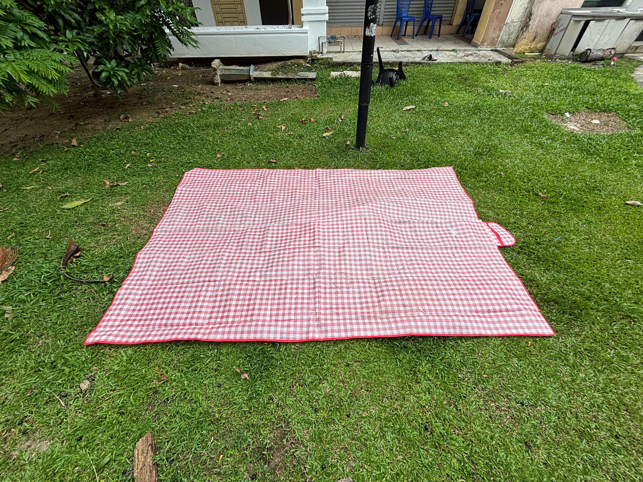 picnic mat