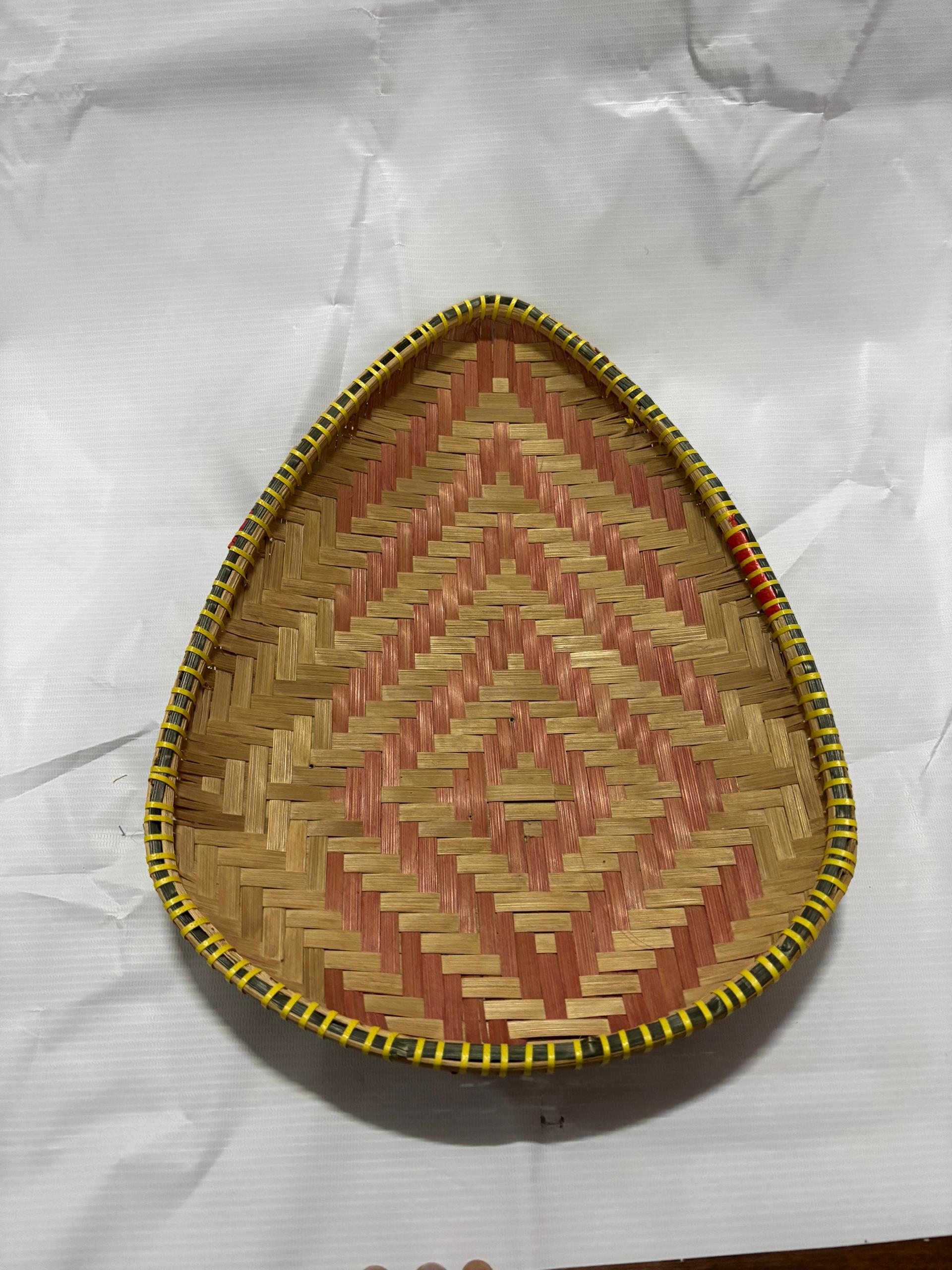 Triangle tampin
