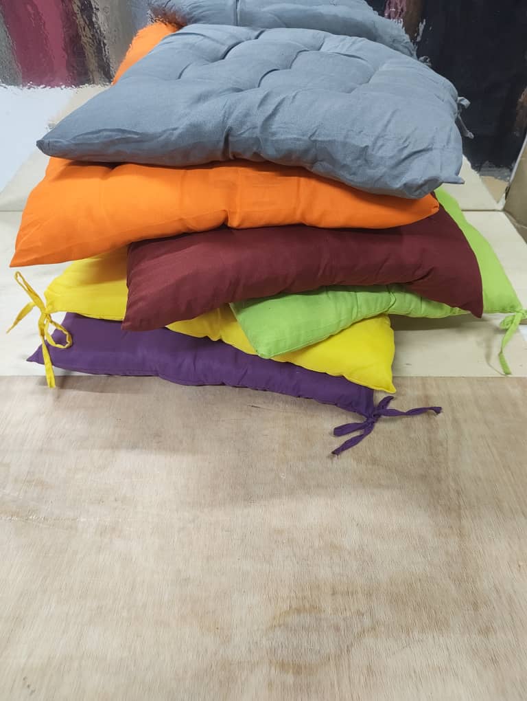 Seat cushion thumbnail